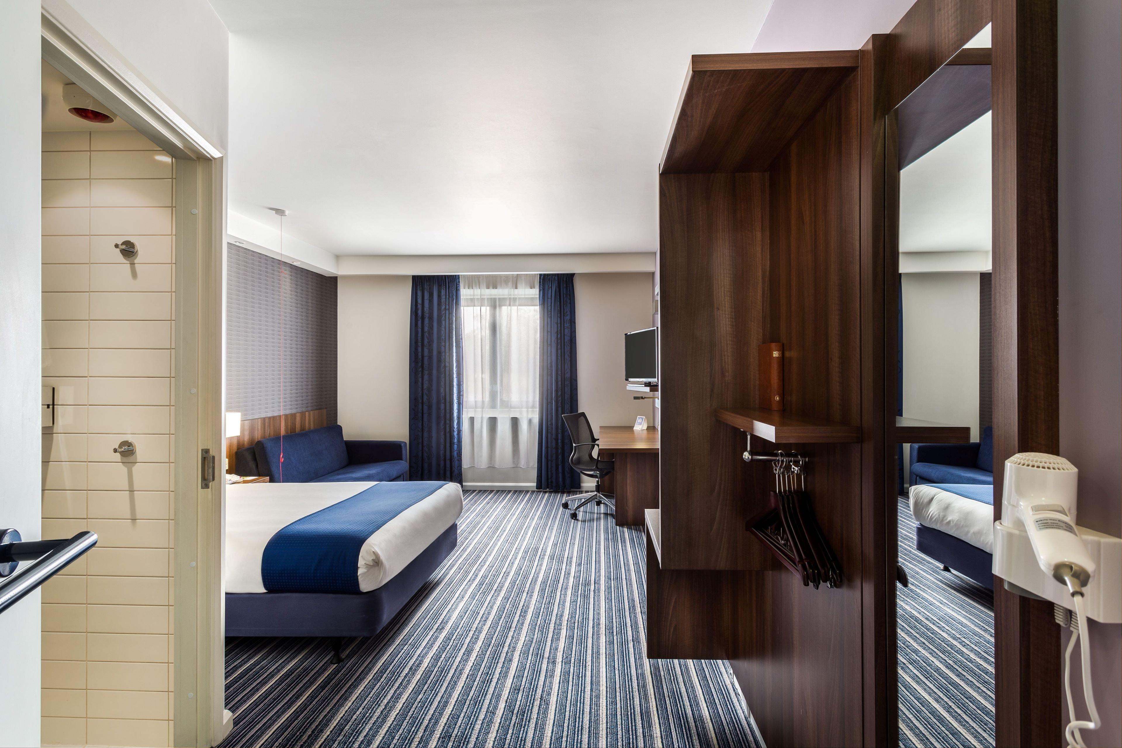Holiday Inn Express Colchester By Ihg Eksteriør bilde