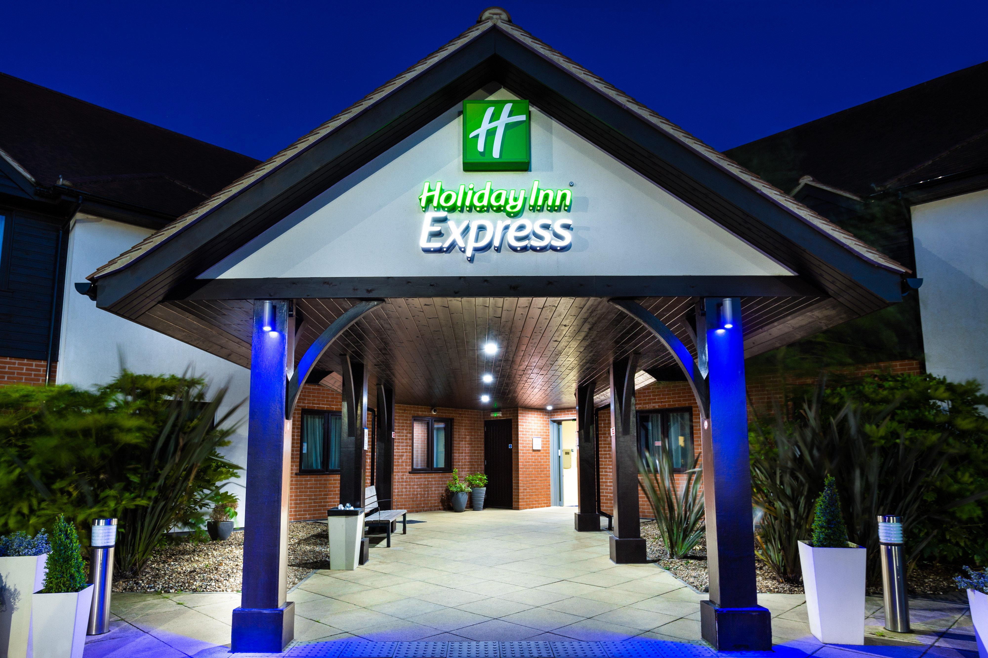Holiday Inn Express Colchester By Ihg Eksteriør bilde