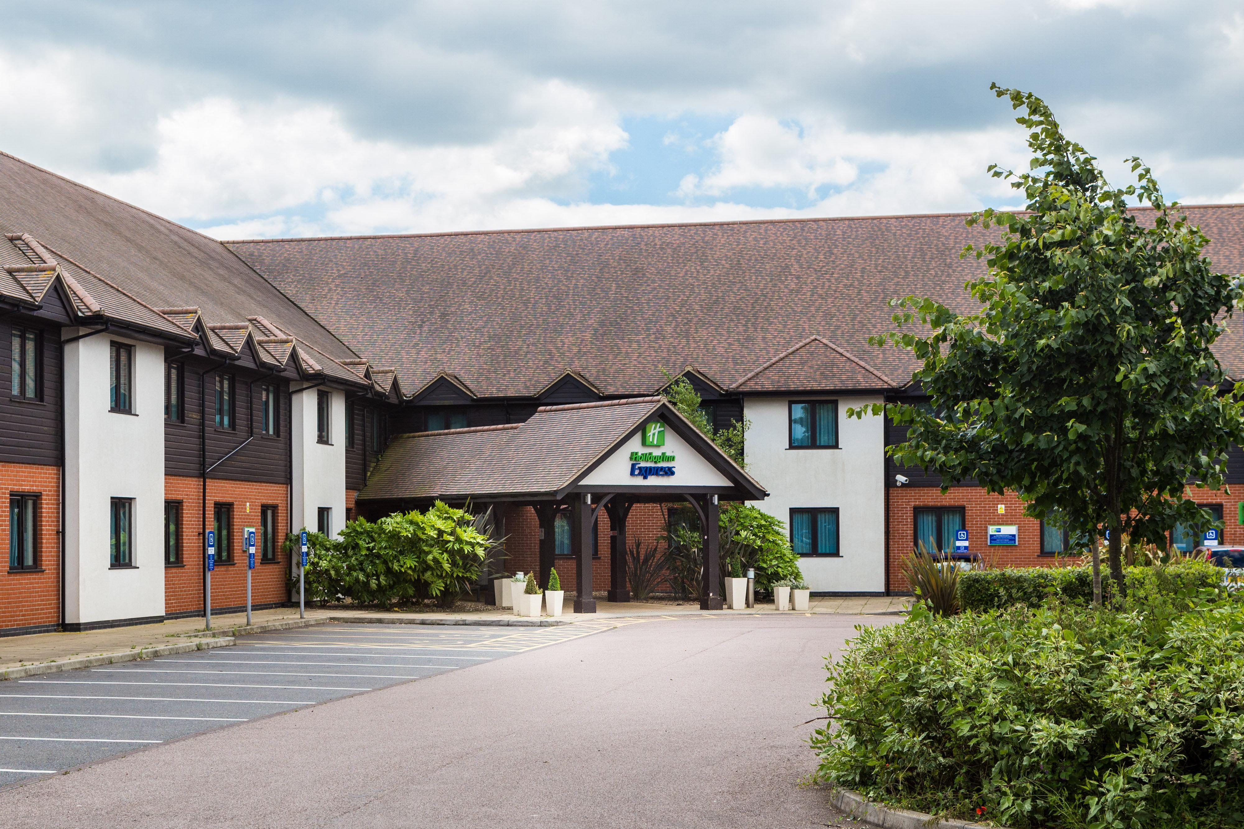 Holiday Inn Express Colchester By Ihg Eksteriør bilde