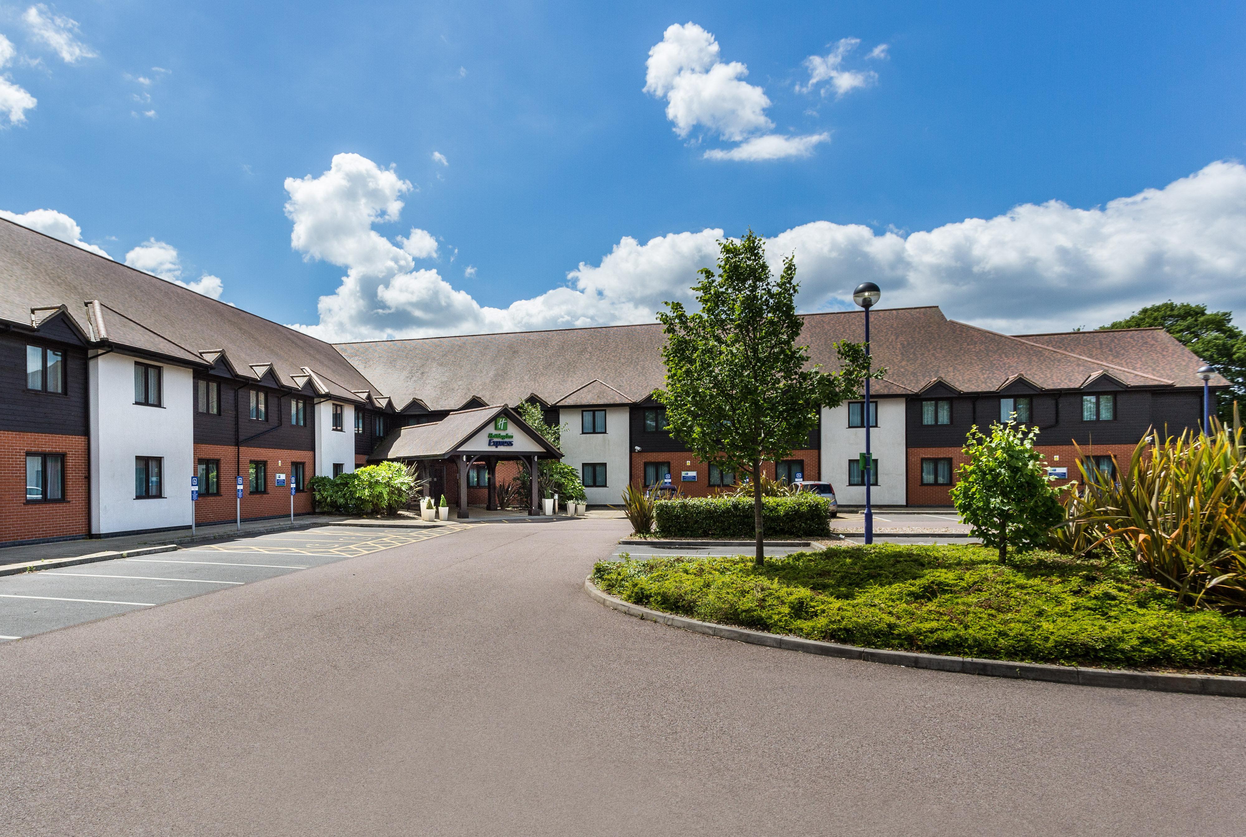 Holiday Inn Express Colchester By Ihg Eksteriør bilde