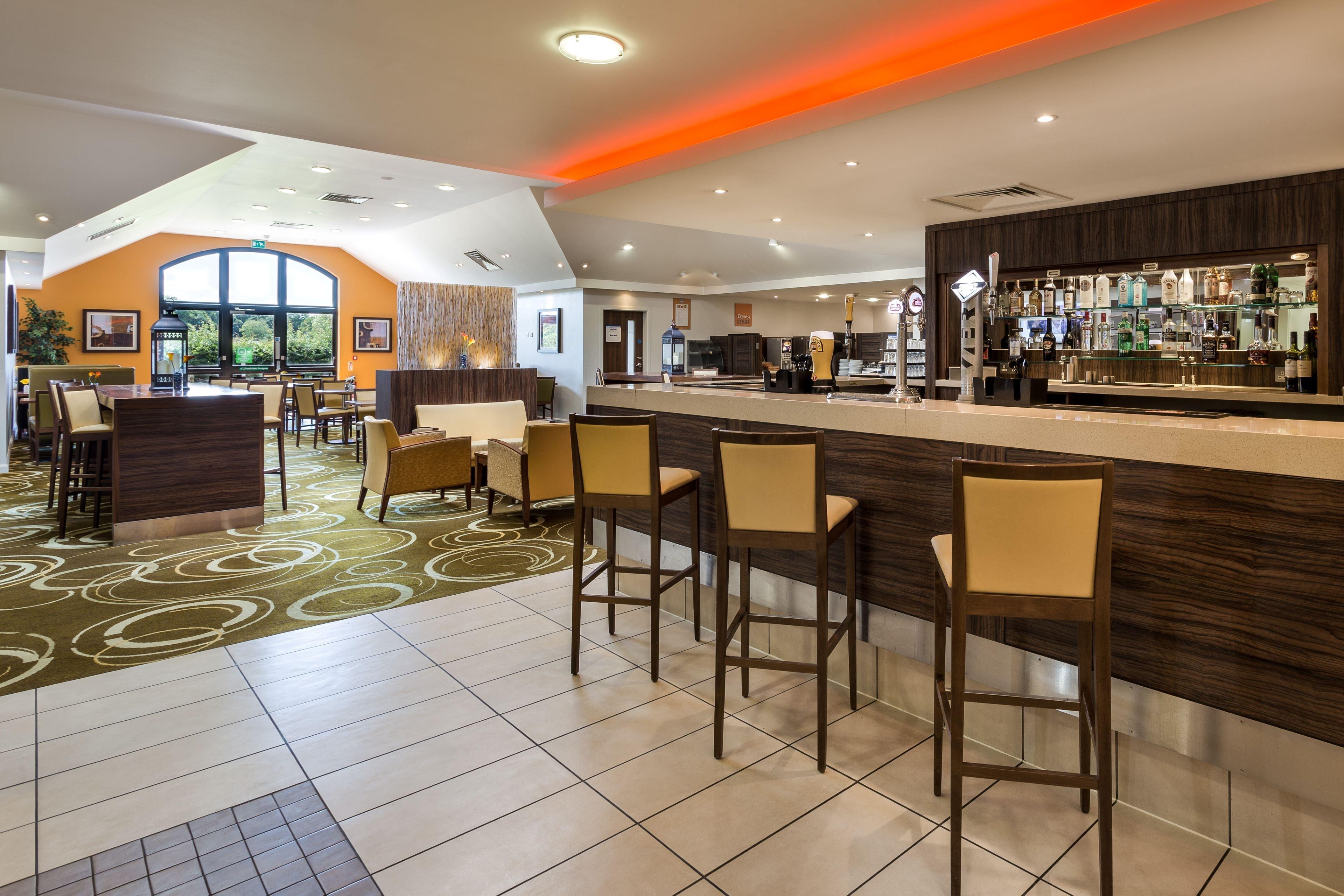 Holiday Inn Express Colchester By Ihg Eksteriør bilde