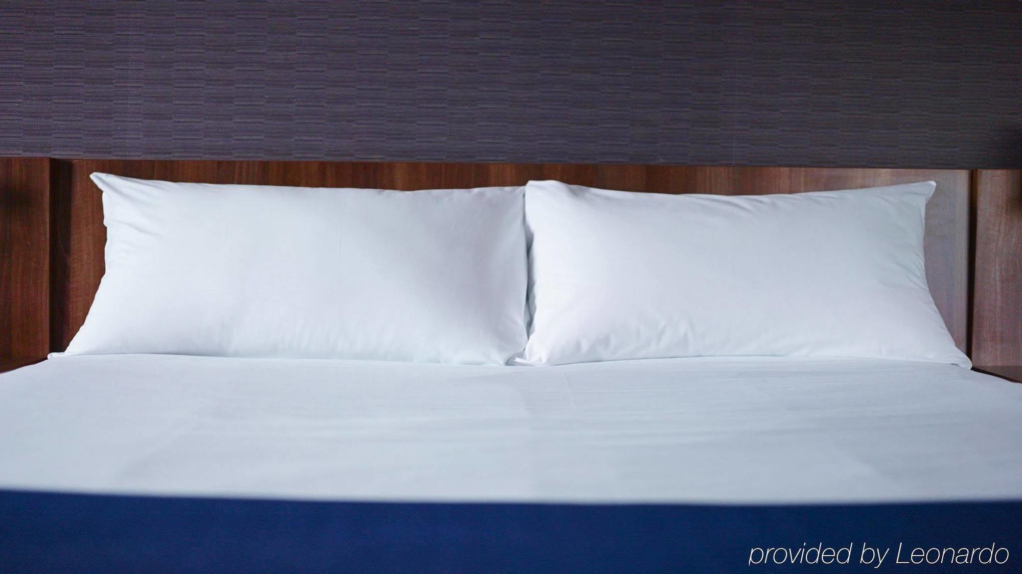 Holiday Inn Express Colchester By Ihg Eksteriør bilde