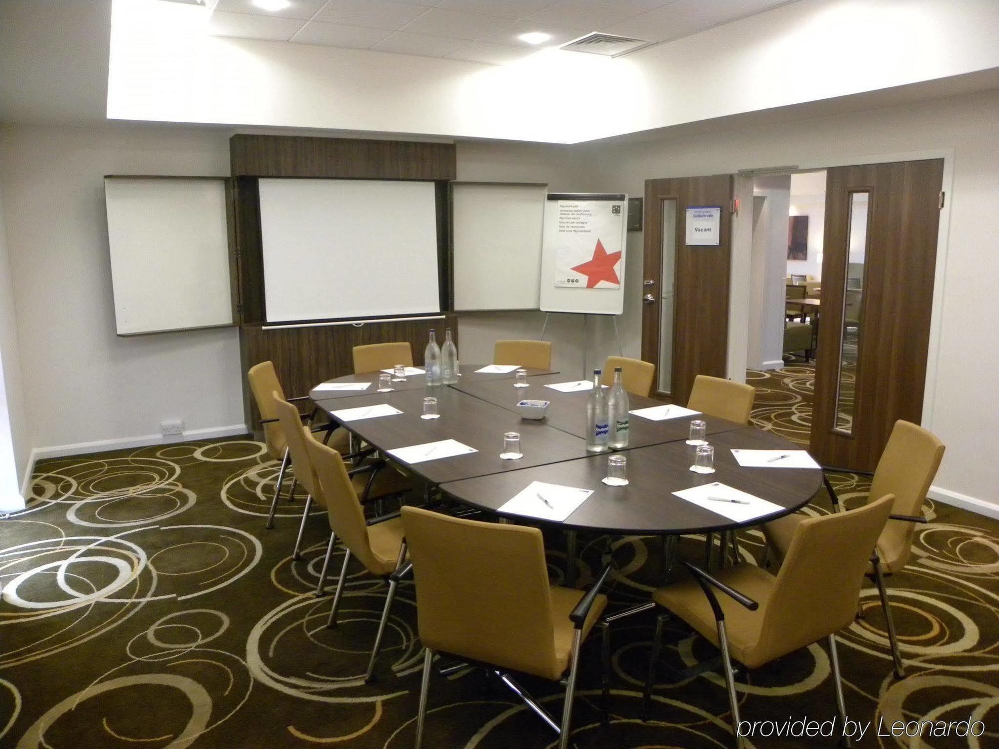 Holiday Inn Express Colchester By Ihg Eksteriør bilde